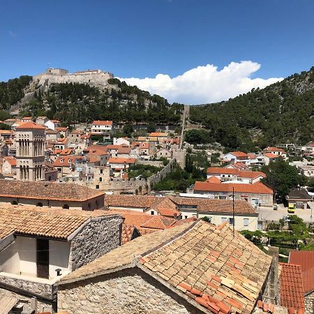 Old Town Apartment Mare Hvar Town Extérieur photo